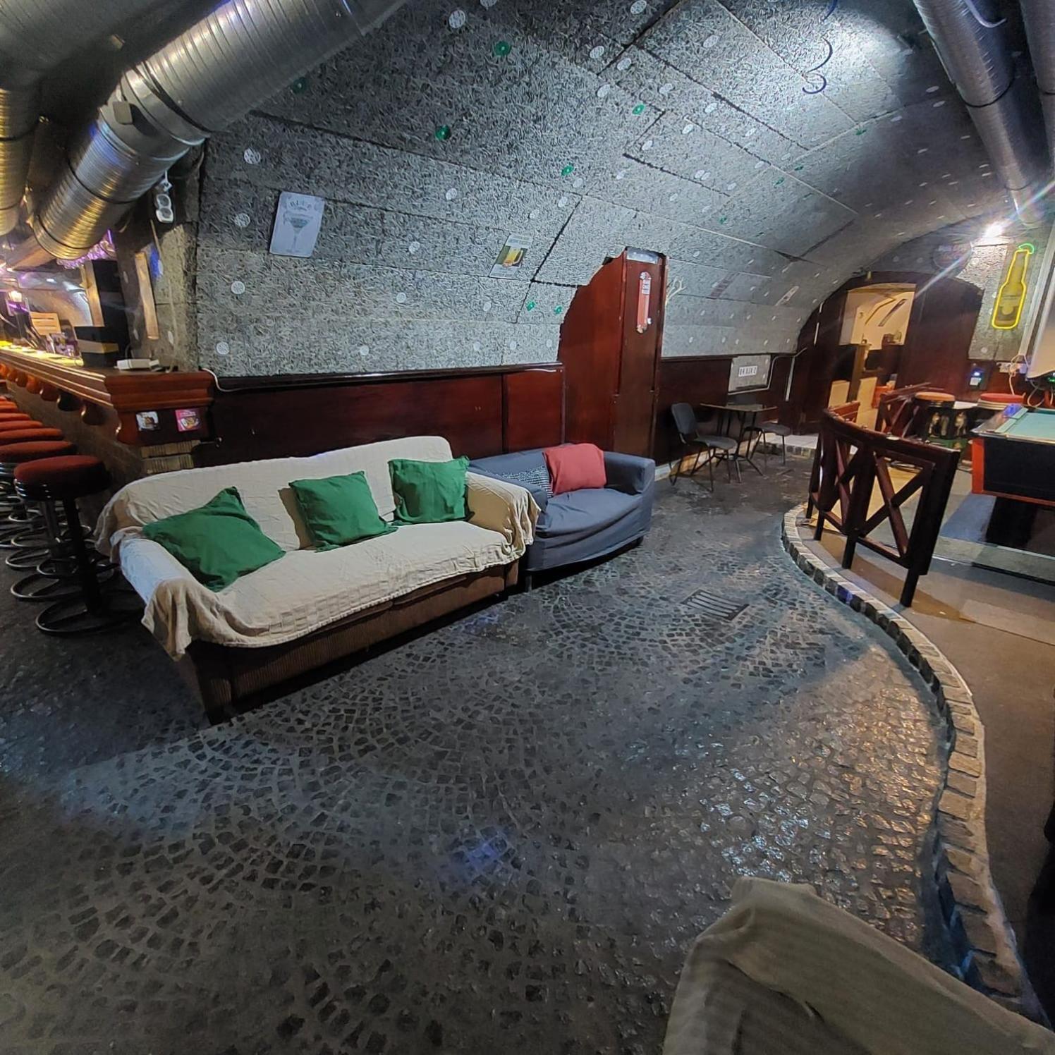 Whole Basement Former Pub 5 For Stag Do Budapest Eksteriør bilde
